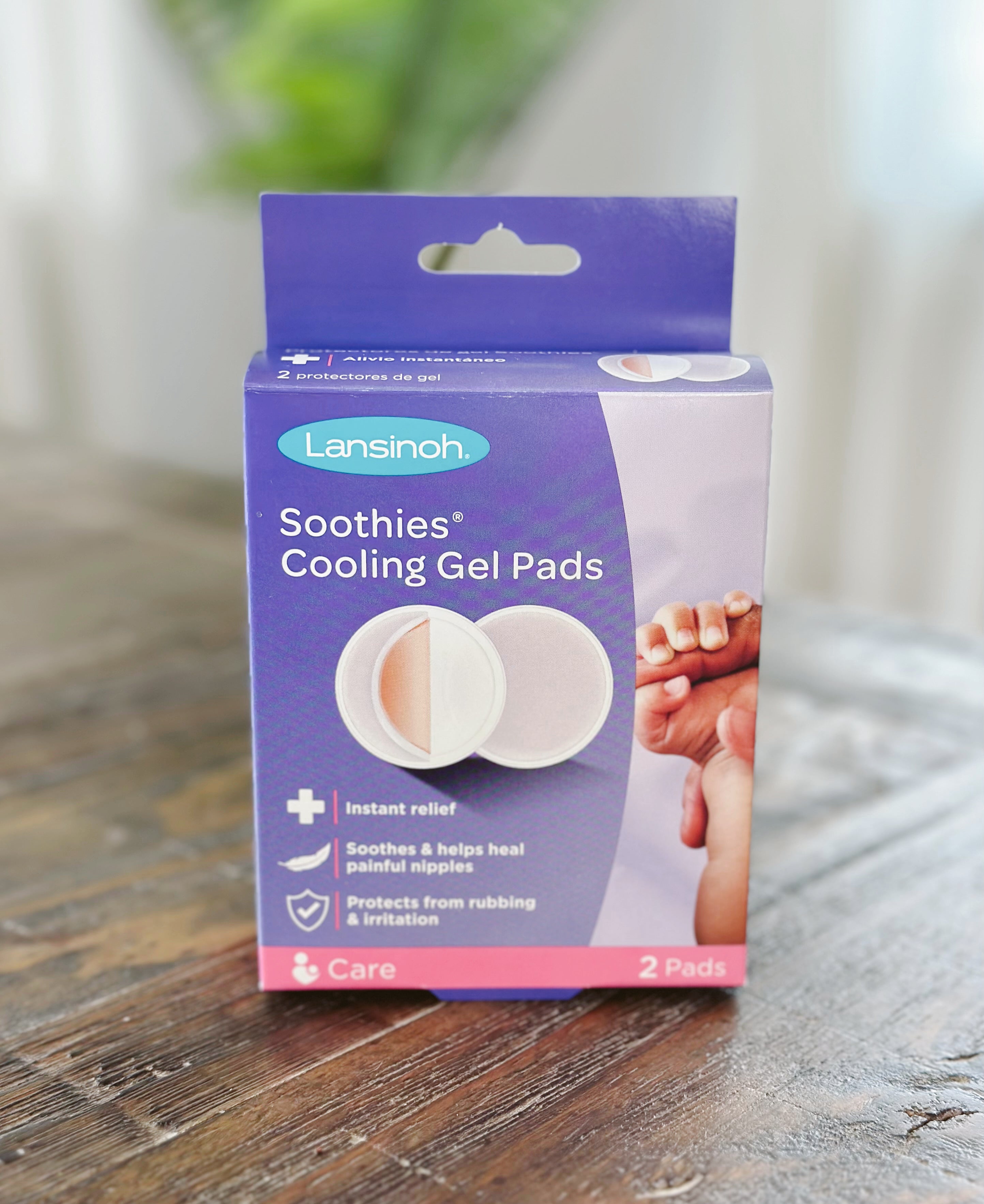  Lansinoh Soothies Cooling Gel Pads, 4 Count, Breastfeeding  Essentials, Provides Cooling Relief for Sore Nipples : Baby